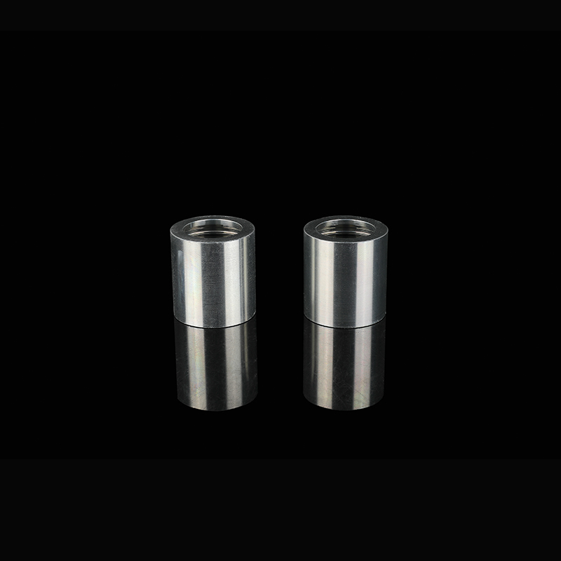 Furtun hidraulic pentru stivuitoare și alte mașini de construcții Ferulă 00210-20